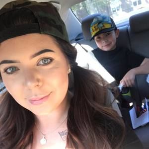 Meet your Posher, Cassie